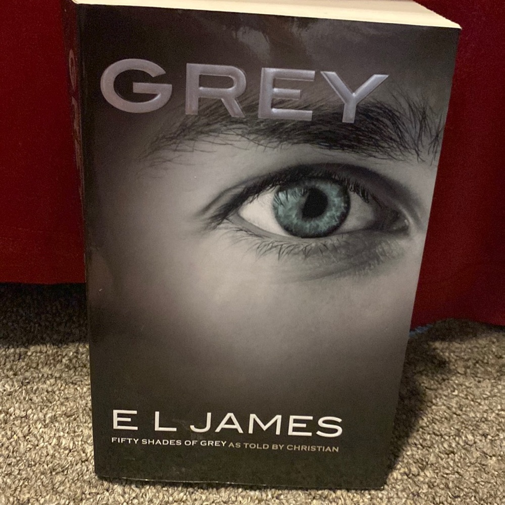 Grey by EL James